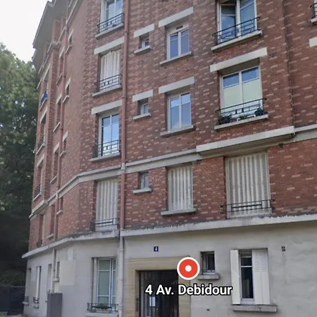 19eme Apartment