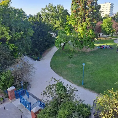 19eme Apartment
